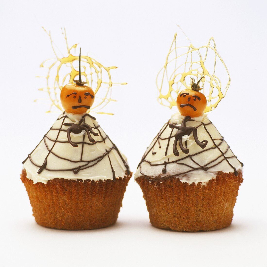 Halloween-Muffins mit geeister Vanillecreme