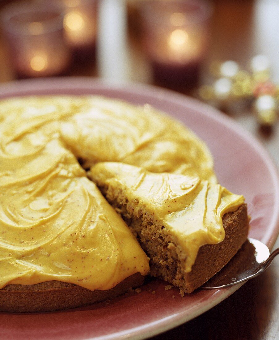 Beetroot cake with saffron frosting