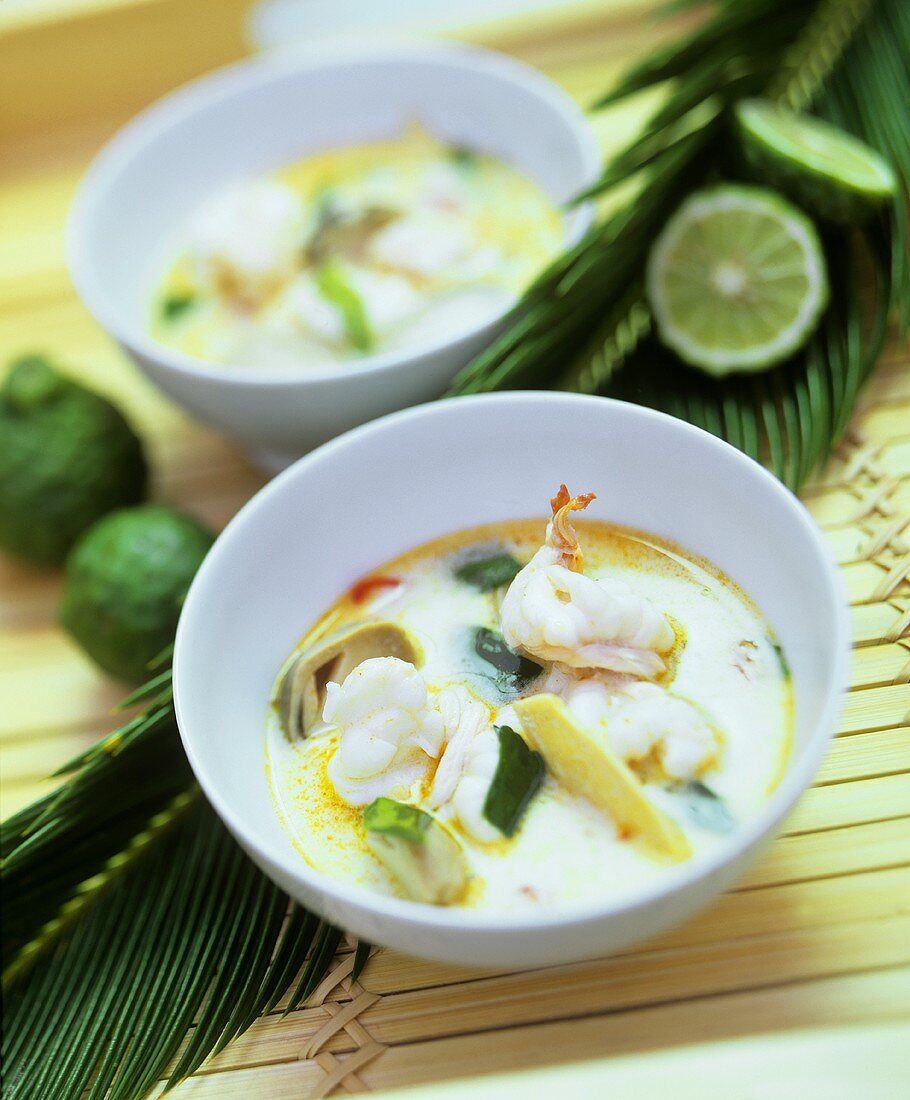Coconut soup with shrimps, straw mushrooms and coriander