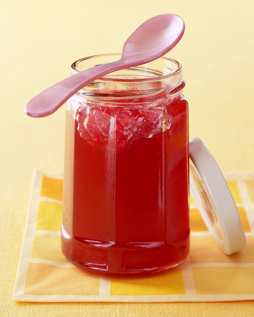 Melon and raspberry jelly
