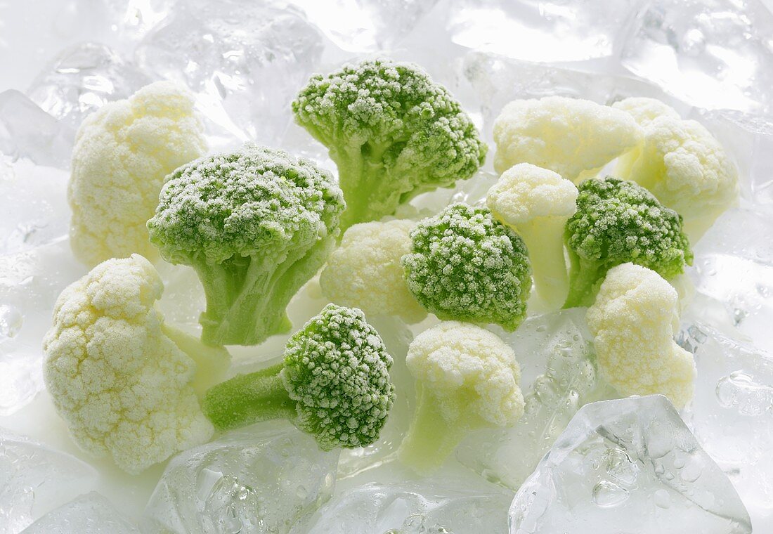 Broccoli and cauliflower on ice