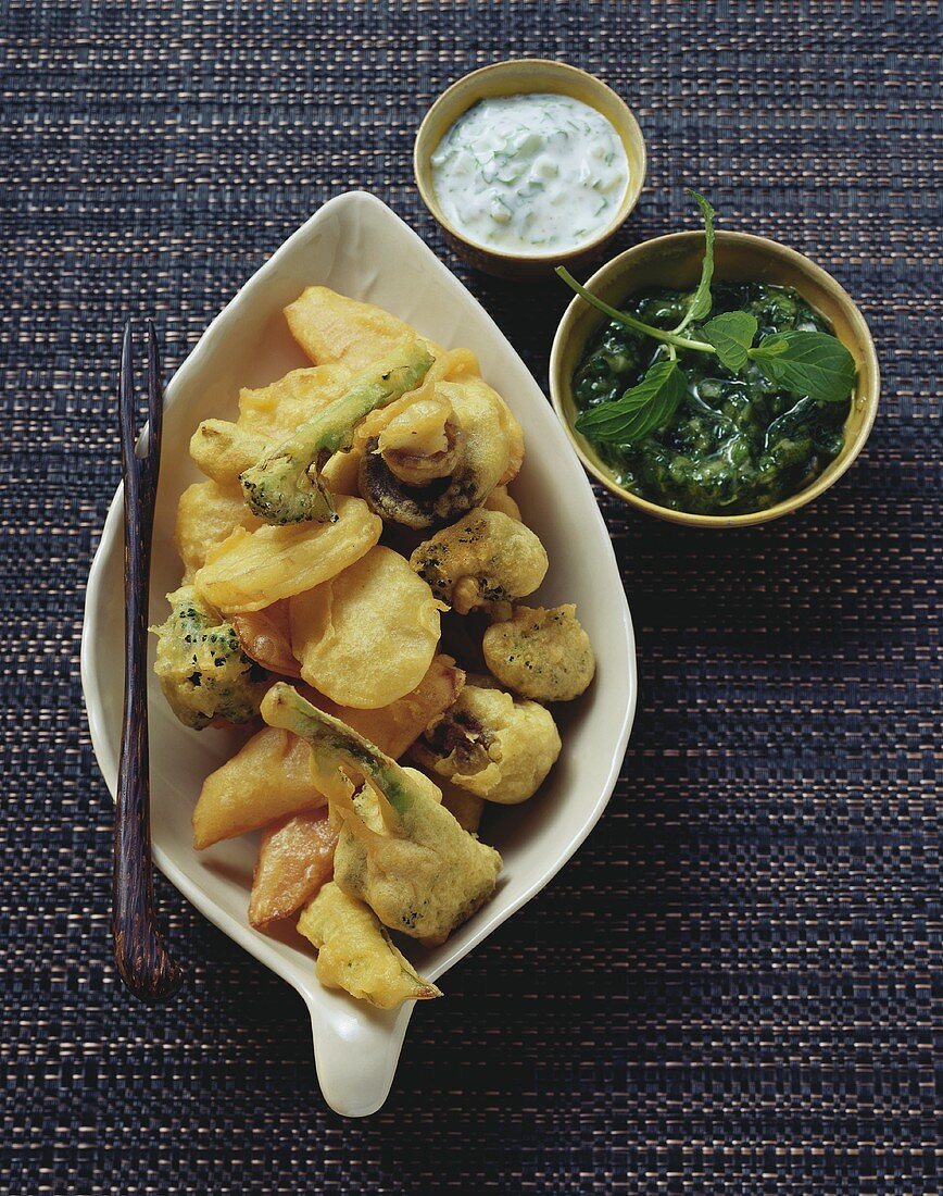 Pakoras with two sauces