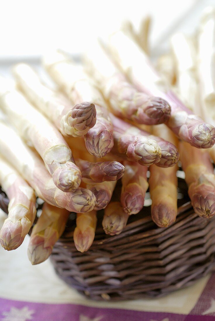 White asparagus on a basket