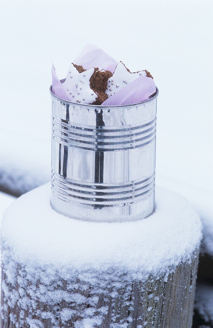 Chocolate stars in a tin can