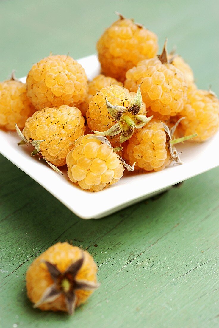 White raspberries in a small bowl