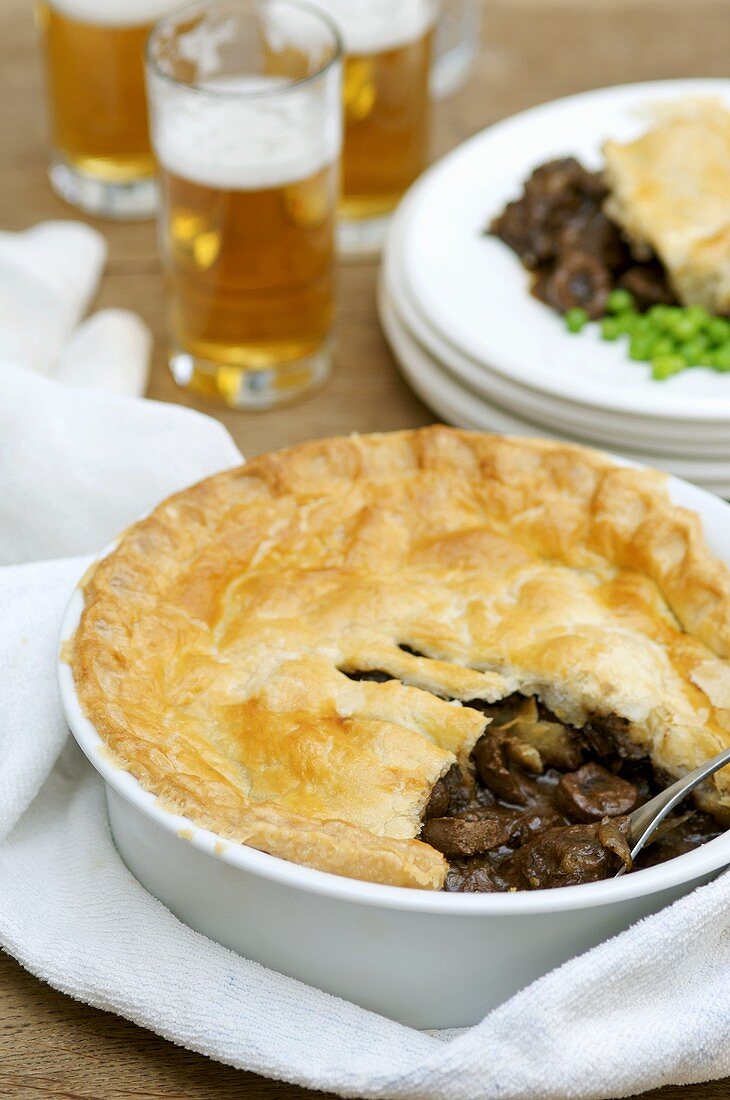 Steak and kidney pie with beer