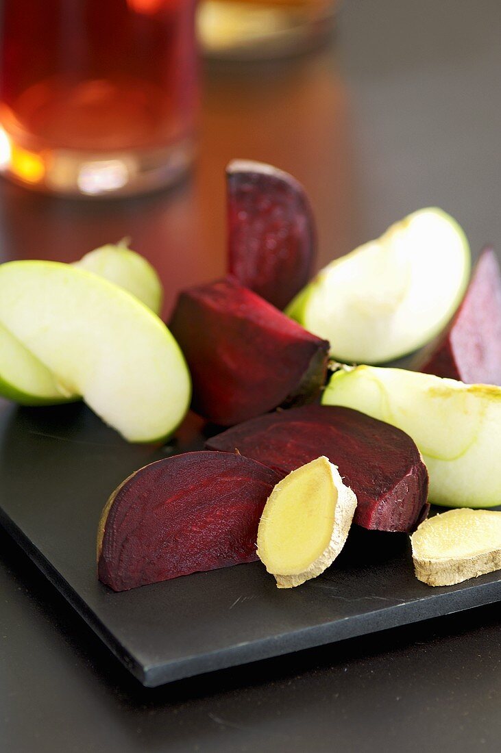 Beetroot, apple and ginger, cut into pieces
