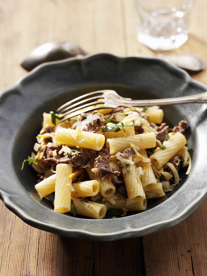 Rigatoni with beef