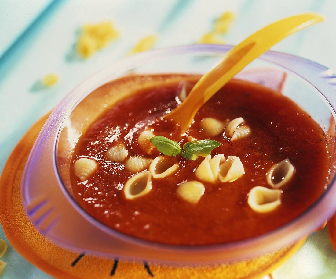 Tomato soup with pasta shells