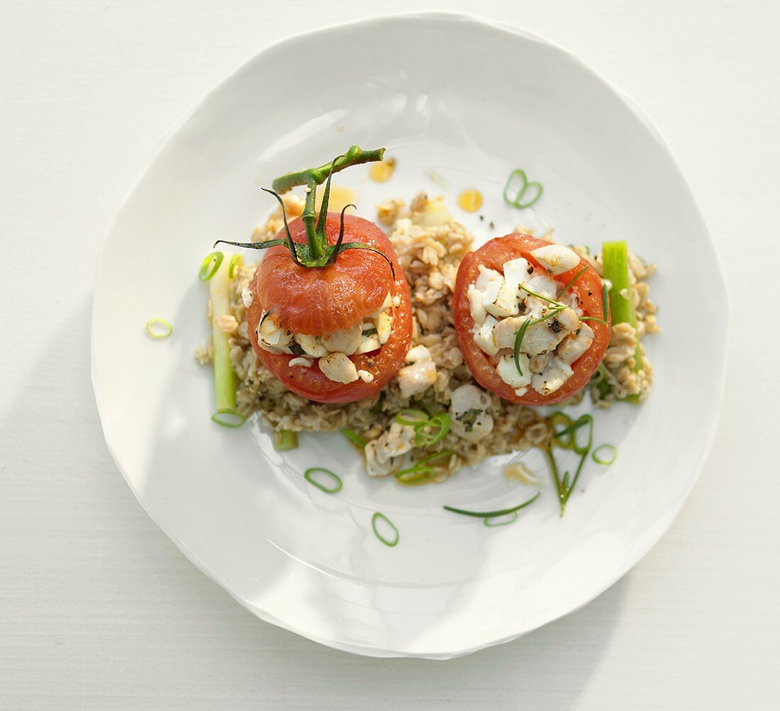 Tomatoes stuffed with chicken breast and sheep's cheese