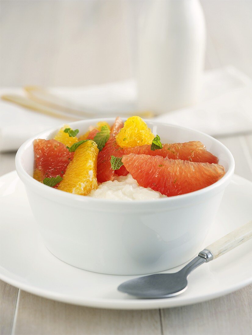 Rice pudding with citrus fruit