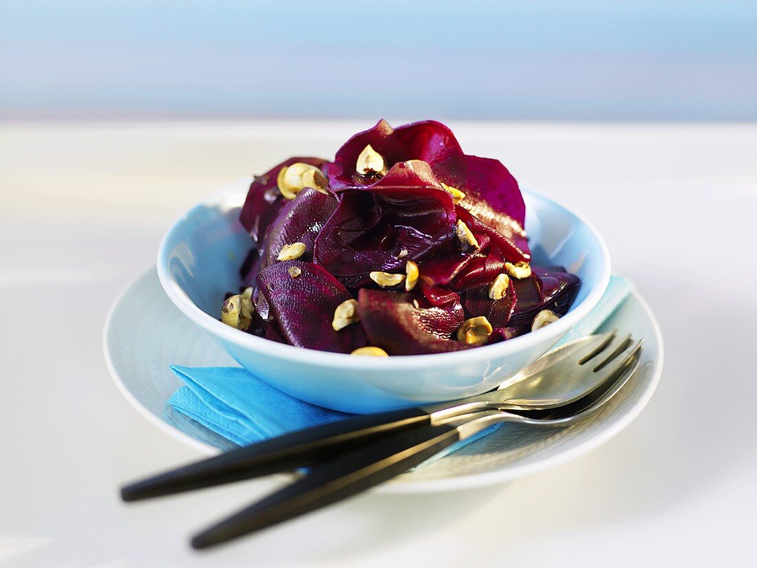 Beetroot salad with hazelnuts