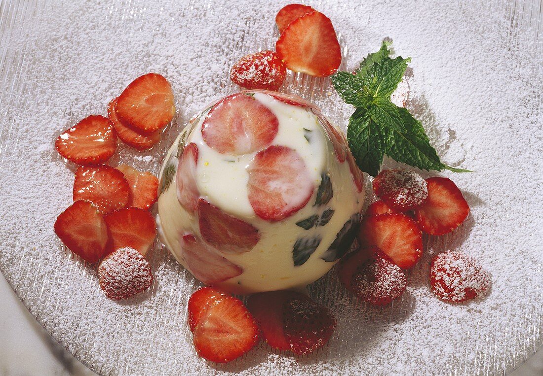 Yogurt Flan with Strawberries