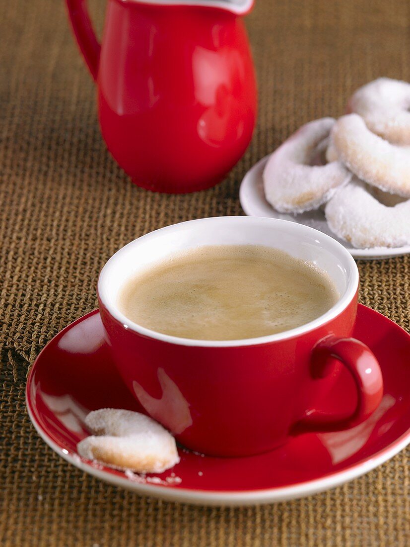 Caffee Crema mit Vanillekipferl