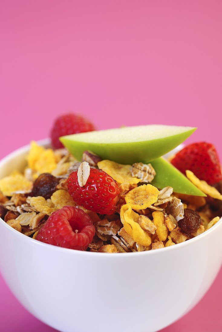 Berry muesli