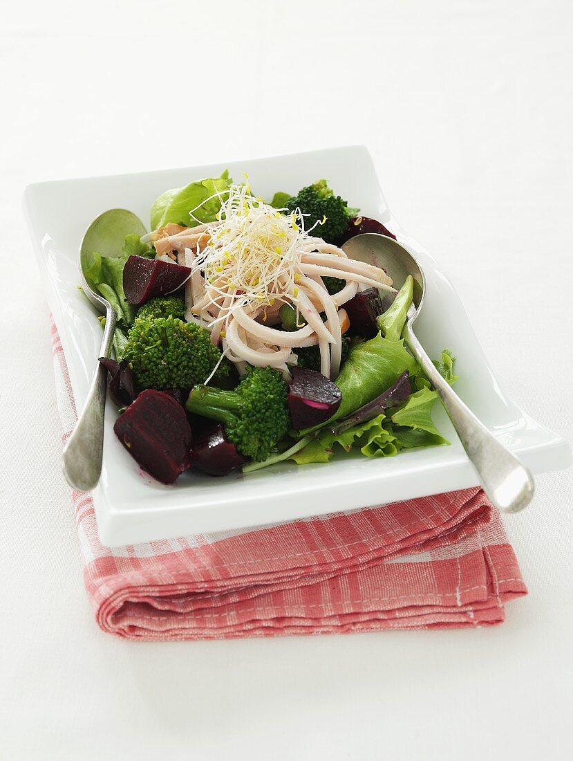 Beetroot and broccoli salad with smoked chicken breast