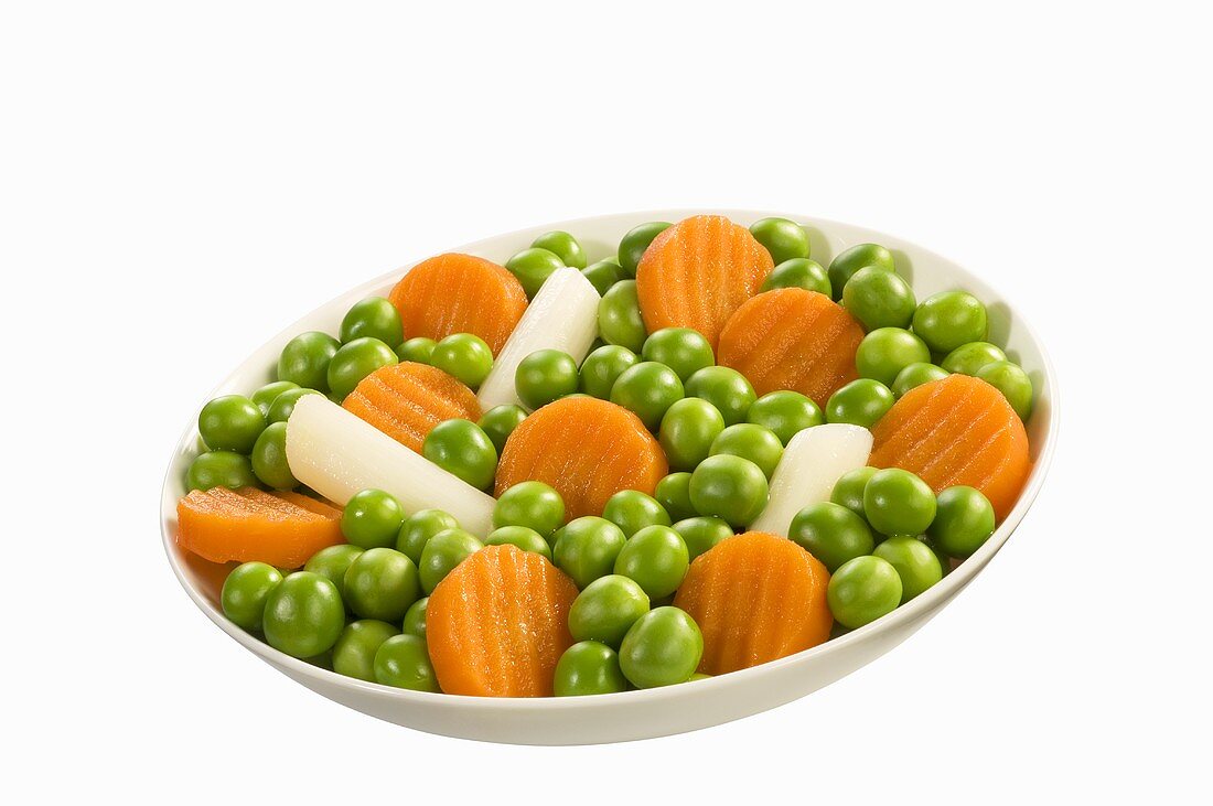 Mixed vegetables: peas, carrots and asparagus