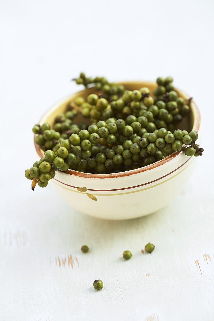 Bunches of green pepper in a small bowl