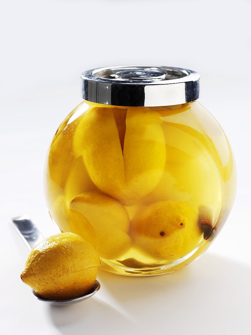 Salt-pickled lemons