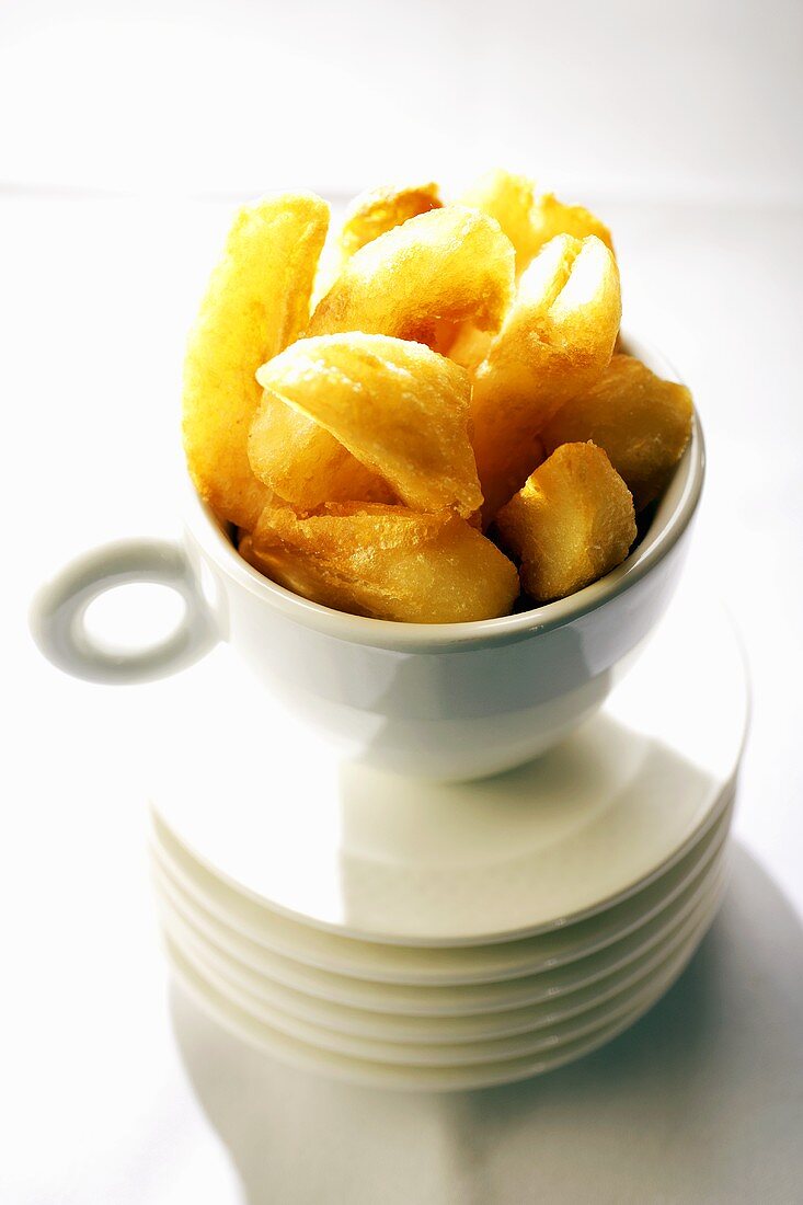 Roast potatoes in a cup