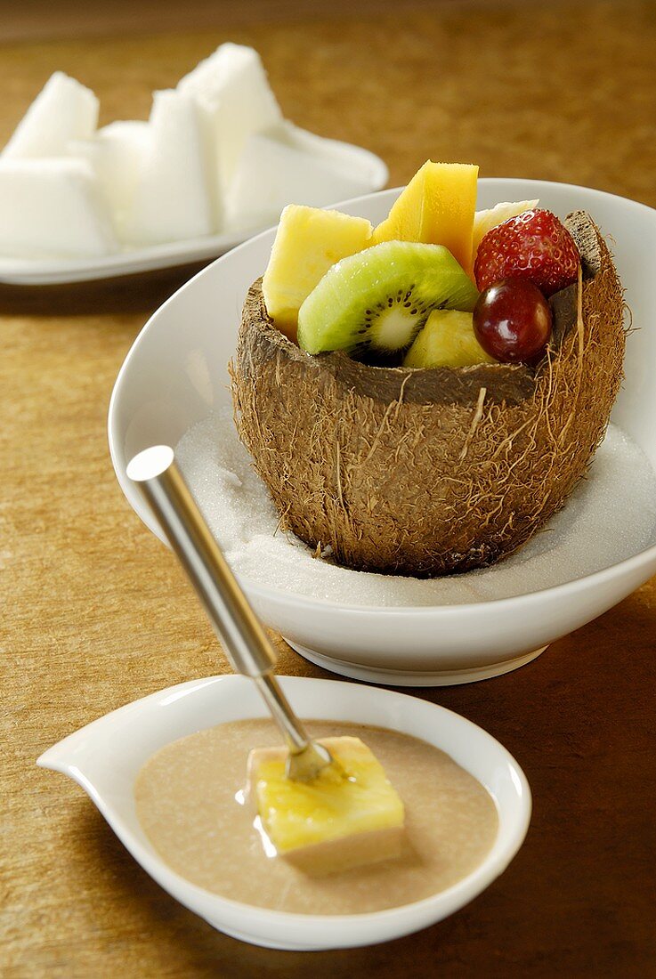 Fruit fondue with chestnut puree