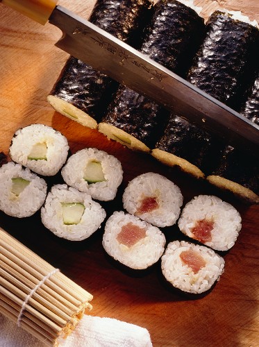 Rolled Sushi with Cucumber & Tuna