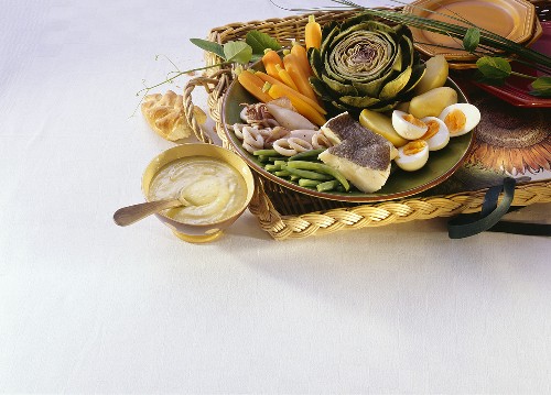 Fisch- & Gemüseplatte mit Knoblauchpaste