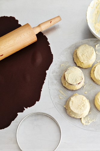 Irish coffee cakes being made