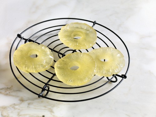 Candied pineapple slices