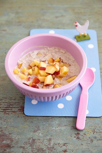 Overnight oats with fresh fruit