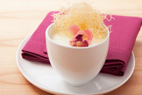 Rice pudding with rose petals and angel's hair pasta