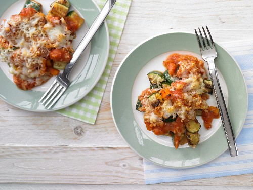 Courgette and tomato bake with Manchego cheese