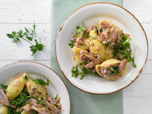 Tuna and lemon pasta with rocket