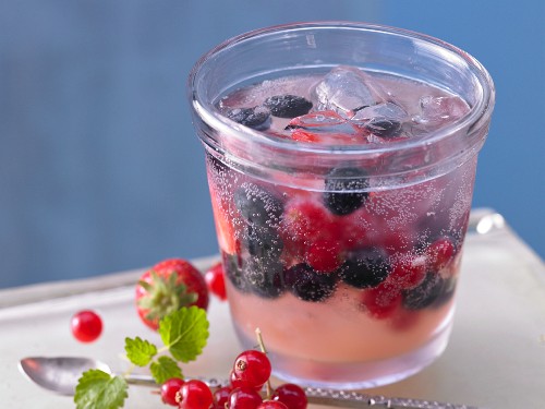 Berry punch with ginger