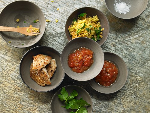 Lentil rice with chicken chips