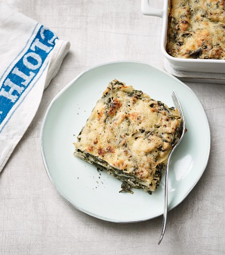Spinach lasagne with chicken breast