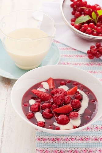 Red fruit jelly with custard