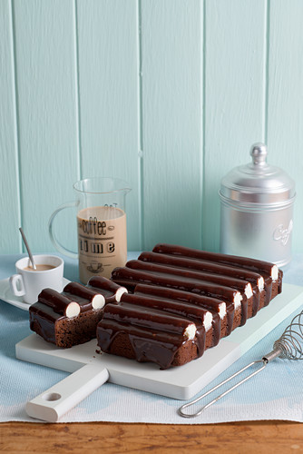 Bumpy Cake Chocolate And Coffee Cake License Images Stockfood