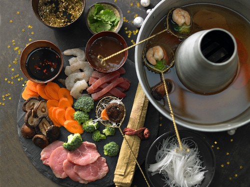 Oriental pot-au-feu fondue