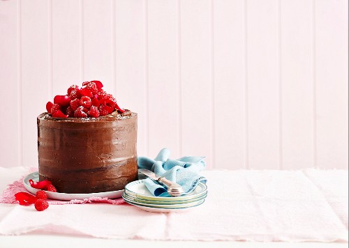 Schokoladentorte mit Himbeeren