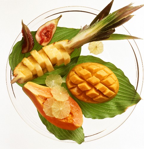 Fruit platter: pineapple, mango, papaya and fig