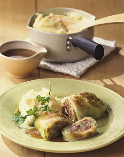 Cabbage roulades with beer sauce and mashed potato