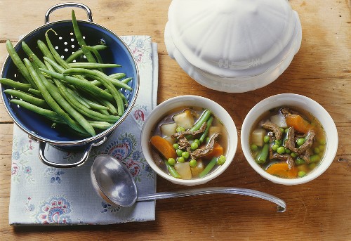 Beef and vegetable soup with green beans