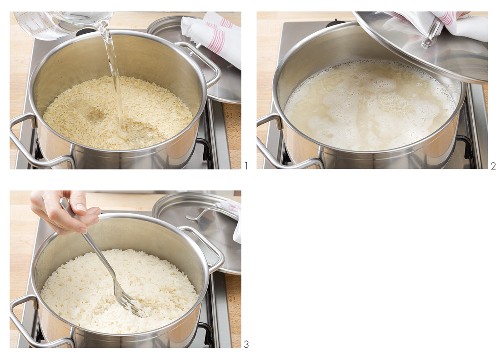 Cooking rice by the absorption method