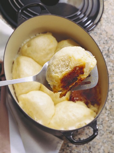 Sweet cooked Yeast Dumplings