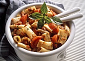 Pasta Salad with Tomatoes and Basil