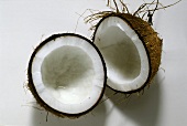 Halbierte Kokosnuß