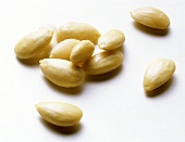 Peeled Almonds