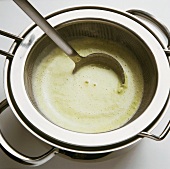 Thickening soup (Asparagus cream soup)