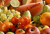 Obst & Gemüse mit Wassertropfen